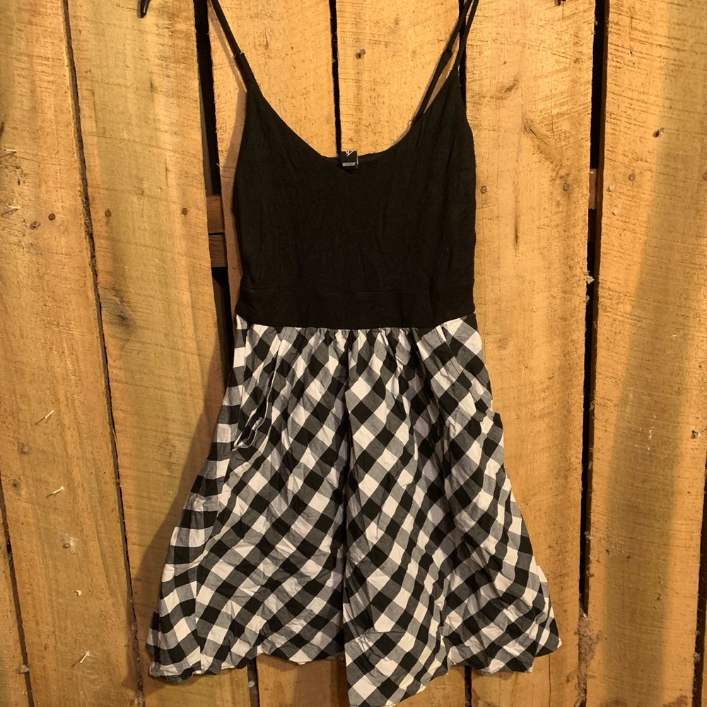 Cute Windsor Plaid Dress with Pockets